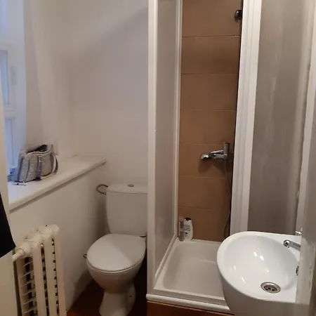 아파트 Brotze House 3 *